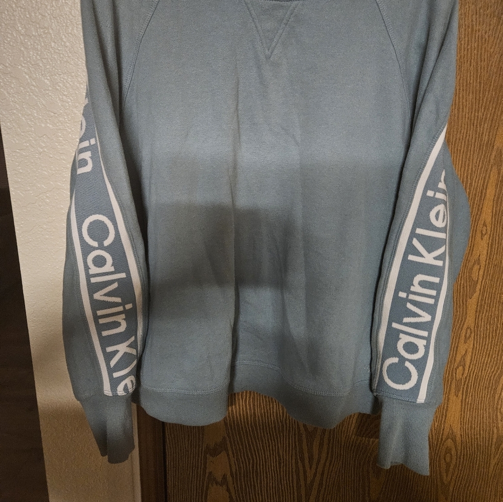 Sweater shirt by Calvin Klein small teal